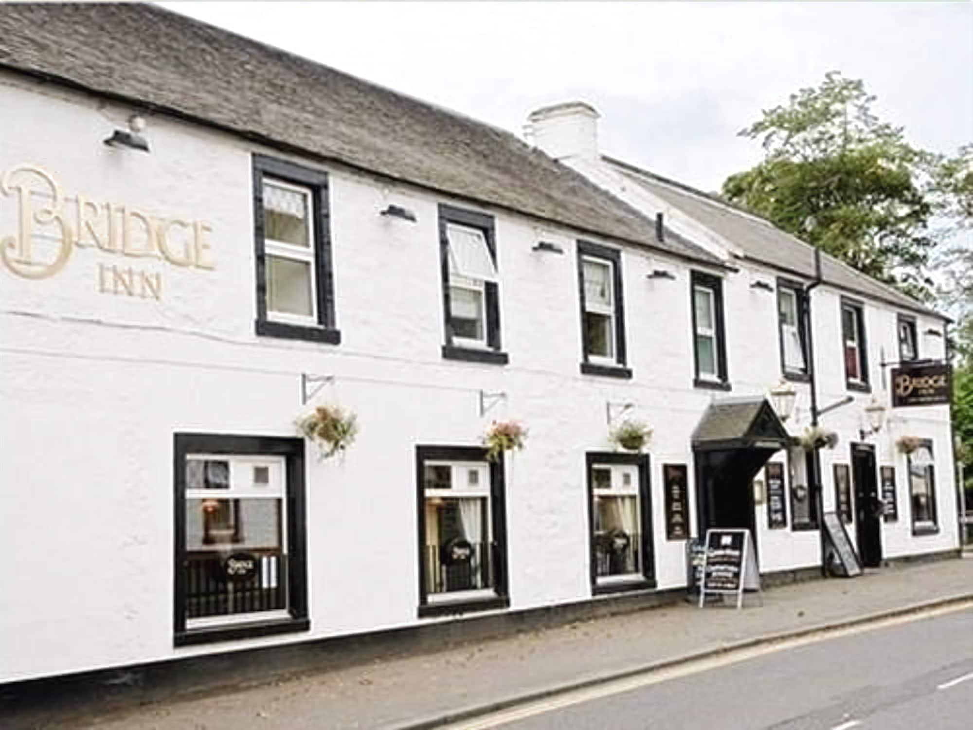 The Bridge Inn Tillicoultry Ngoại thất bức ảnh